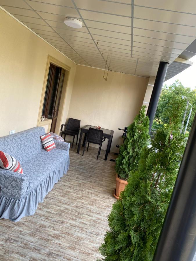 Appartement Warm Flat à Gonio Extérieur photo